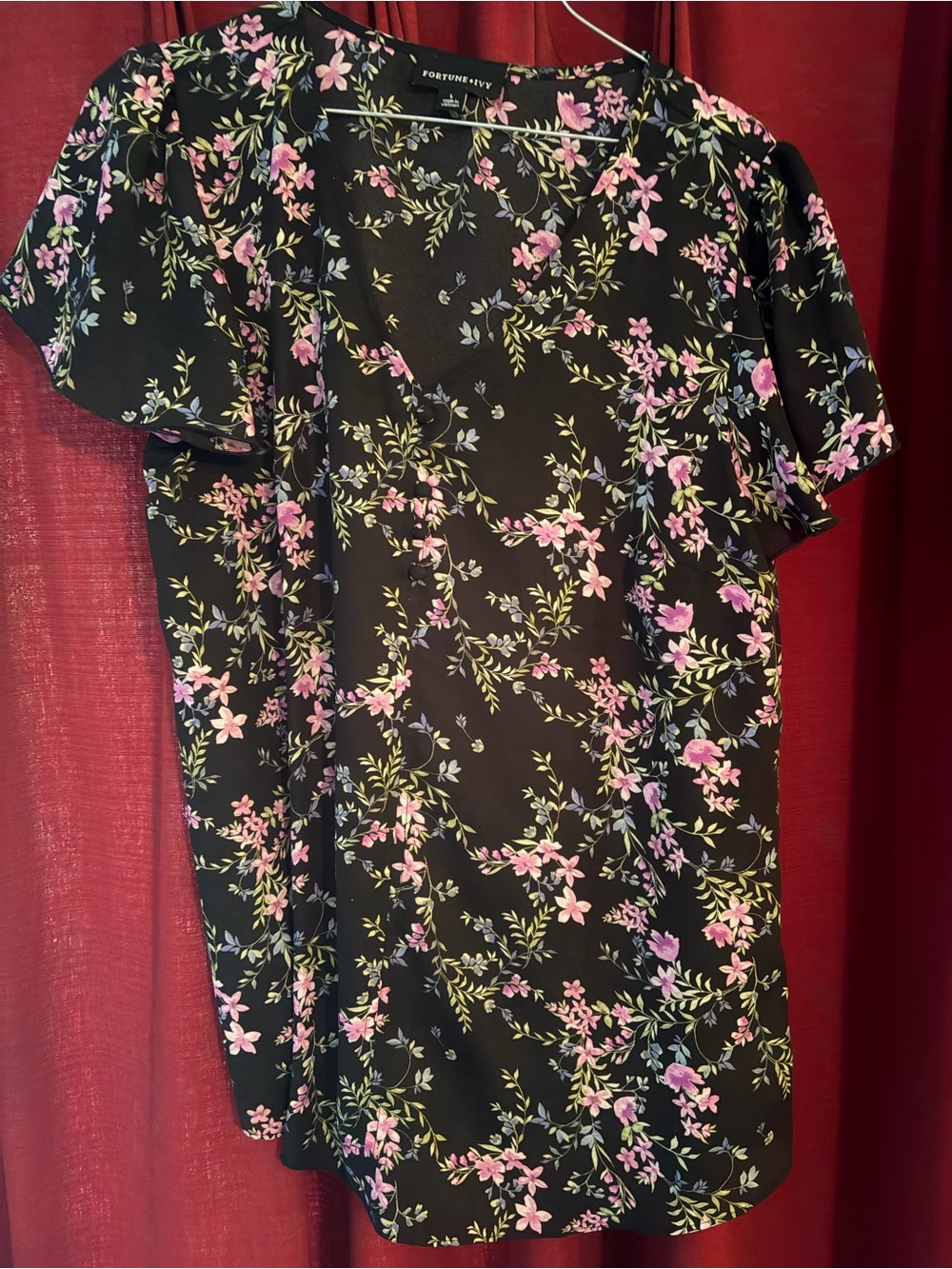 Black Floral Short-Sleeve Shirt